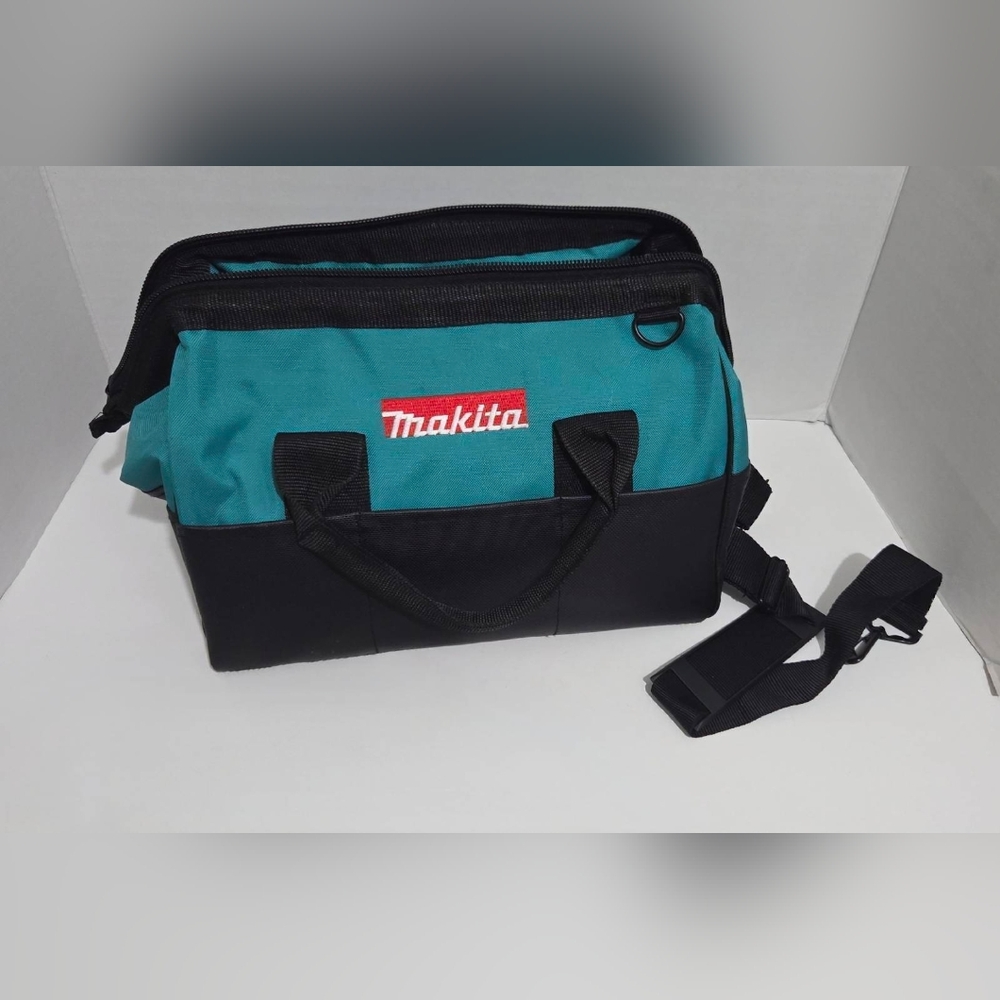Makita 14"x 9" x 11" Tool Bag/Case 8 Pockets Fr 18V Drill, Saw 18 Volt  No TOOLS